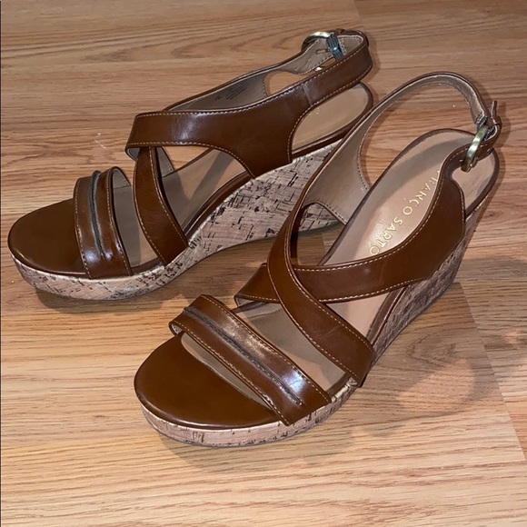 Franco sarto- Comfortable wedges - Picture 2 of 5